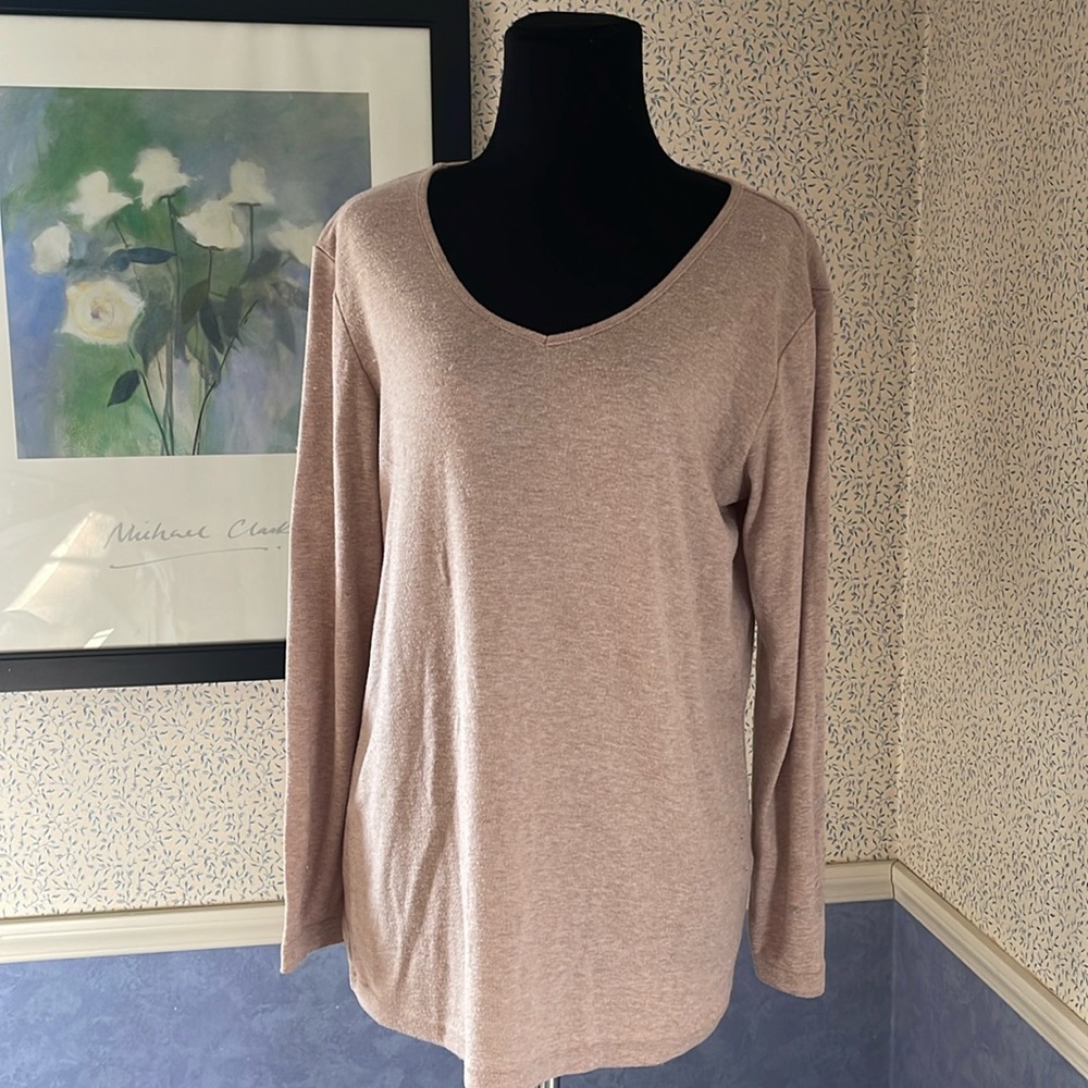 Ladies, long sleeve, V-neck oversized tunic top